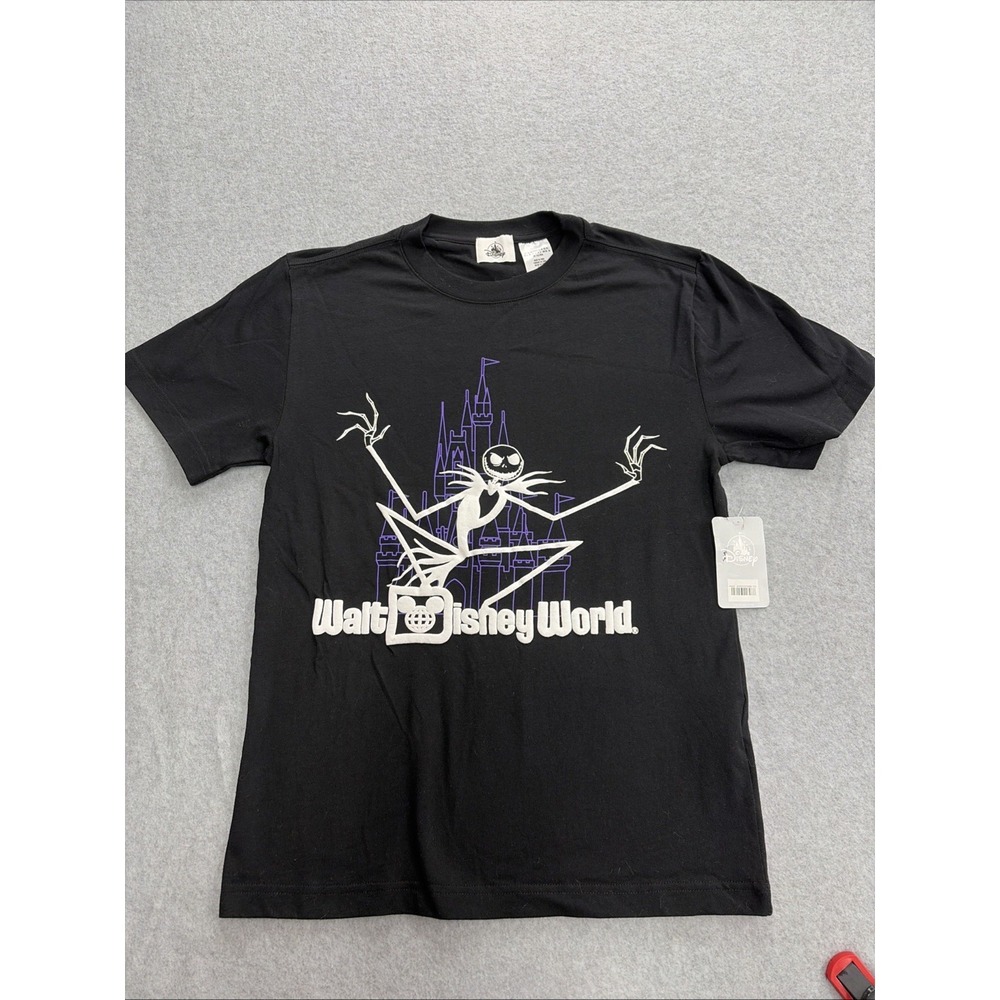 The Nightmare Before Christmas Tee  Extra Small Disneyland 2025 NWT